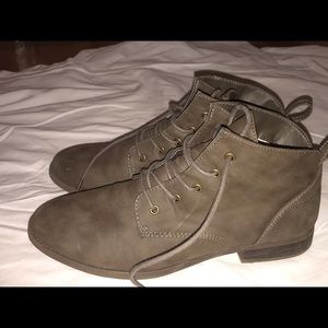 American Eagle brown heeled boot.